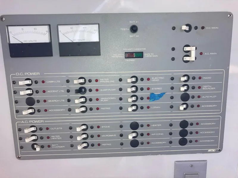 Slide: The Image of Tiara 29 1992 - 5225429