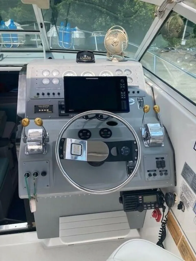 Slide: The Image of Tiara 29 1992 - 4486552