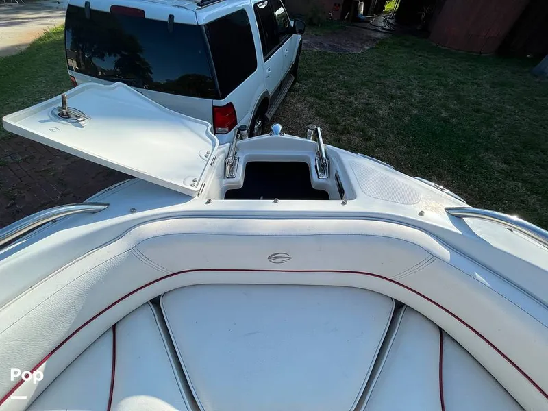 Slide: The Image of Crownline Boats 200LS 2008 - 10476217