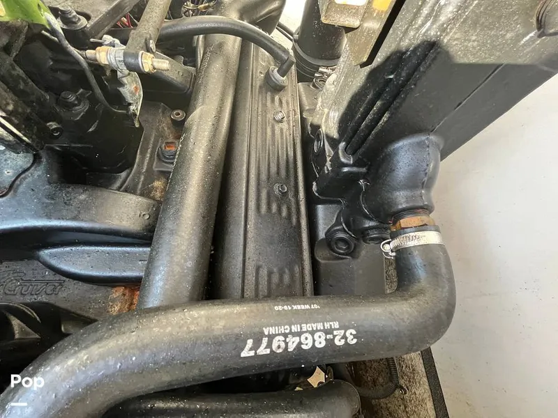 Slide: The Image of Crownline Boats 200LS 2008 - 10476234