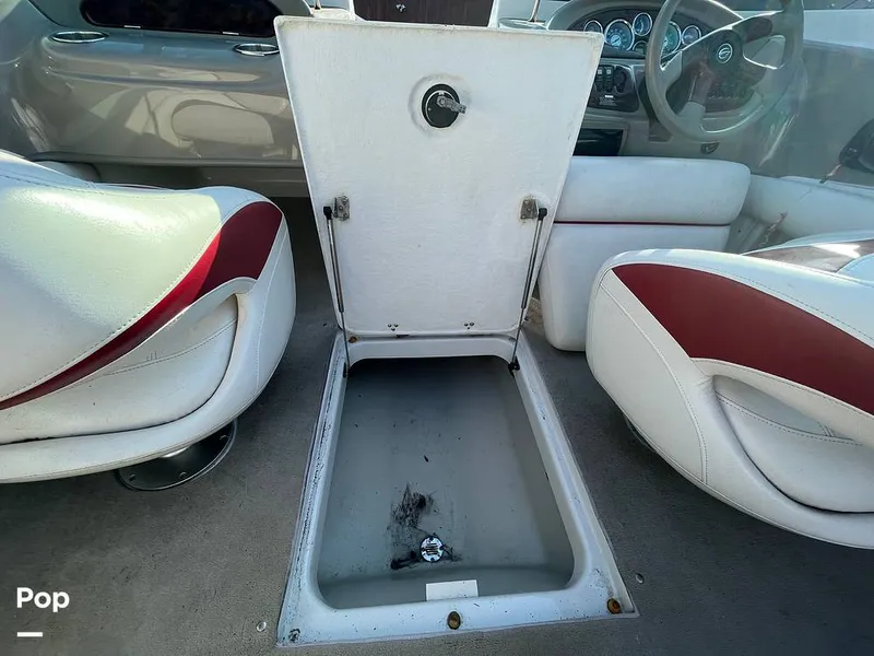 Slide: The Image of Crownline Boats 200LS 2008 - 10476236
