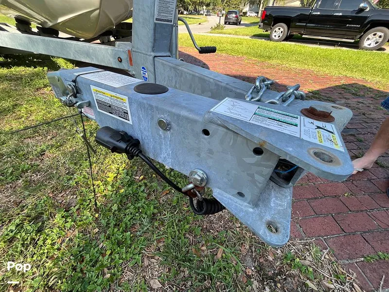 Slide: The Image of Crownline Boats 200LS 2008 - 10475952