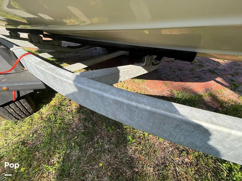 Slide: The Image of Crownline Boats 200LS 2008 - 10475959