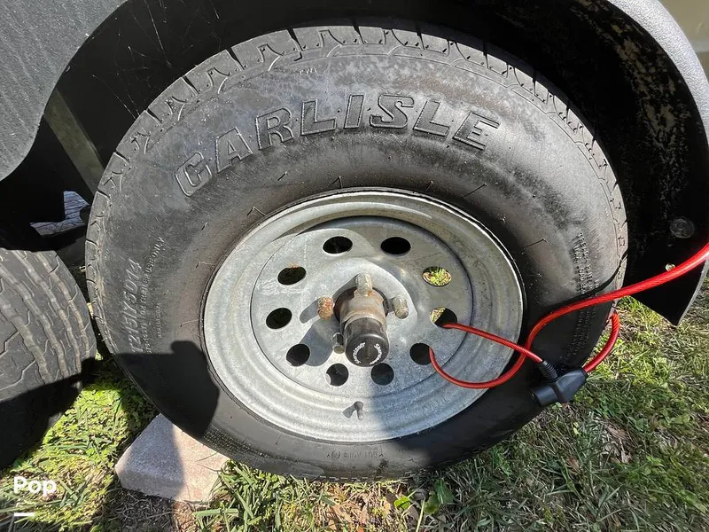 Slide: The Image of Crownline Boats 200LS 2008 - 10475967