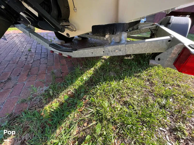 Slide: The Image of Crownline Boats 200LS 2008 - 10476001