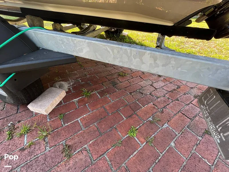 Slide: The Image of Crownline Boats 200LS 2008 - 10476008