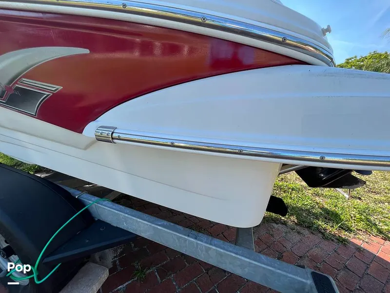 Slide: The Image of Crownline Boats 200LS 2008 - 10476122