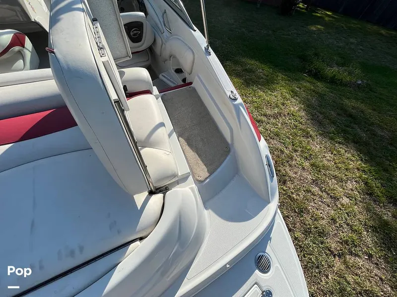 Slide: The Image of Crownline Boats 200LS 2008 - 10476166
