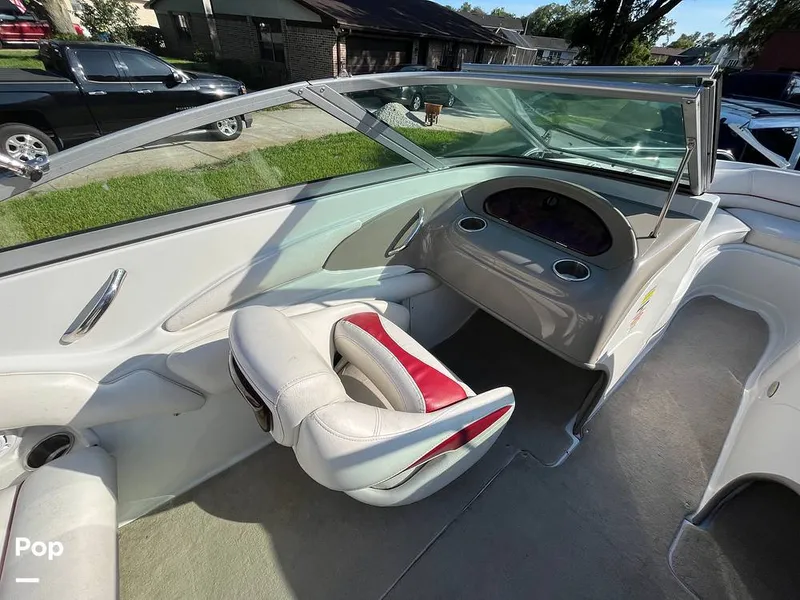 Slide: The Image of Crownline Boats 200LS 2008 - 10476187