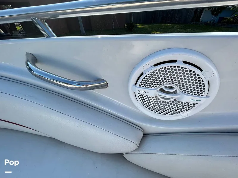 Slide: The Image of Crownline Boats 200LS 2008 - 10476211