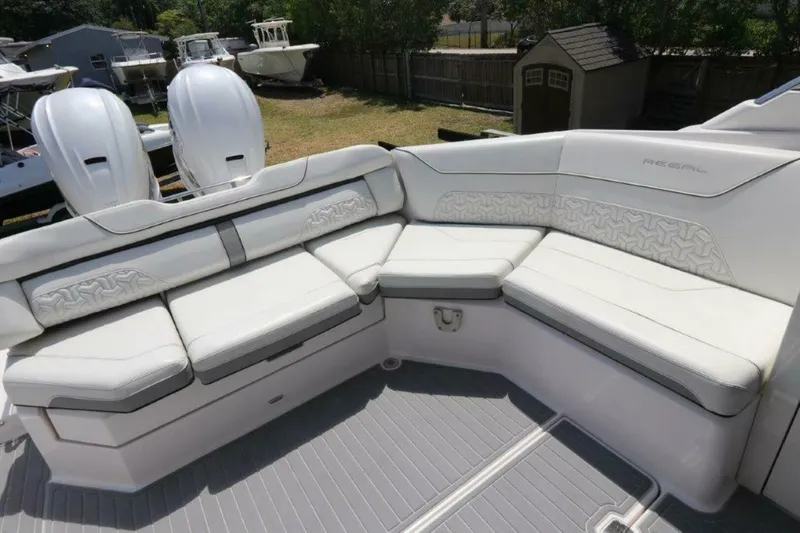 Slide: The Image of Regal LX36 2022 - 4487308