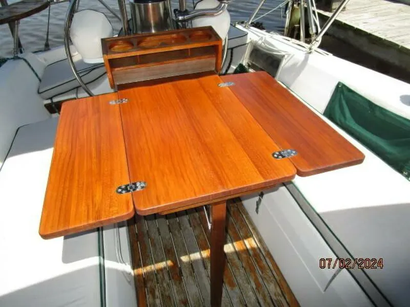 Slide: The Image of 34' Catalina cockpit table - 4489804