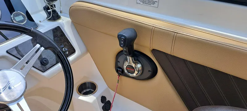 Slide: The Image of Sea Ray SPX 230 OB 2019 - 4492068