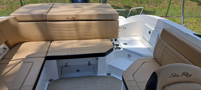 Slide: The Image of Sea Ray SPX 230 OB 2019 - 4492075