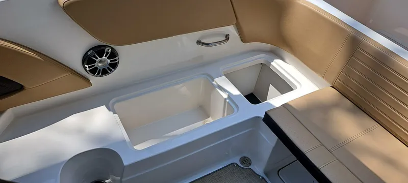 Slide: The Image of Sea Ray SPX 230 OB 2019 - 4492085