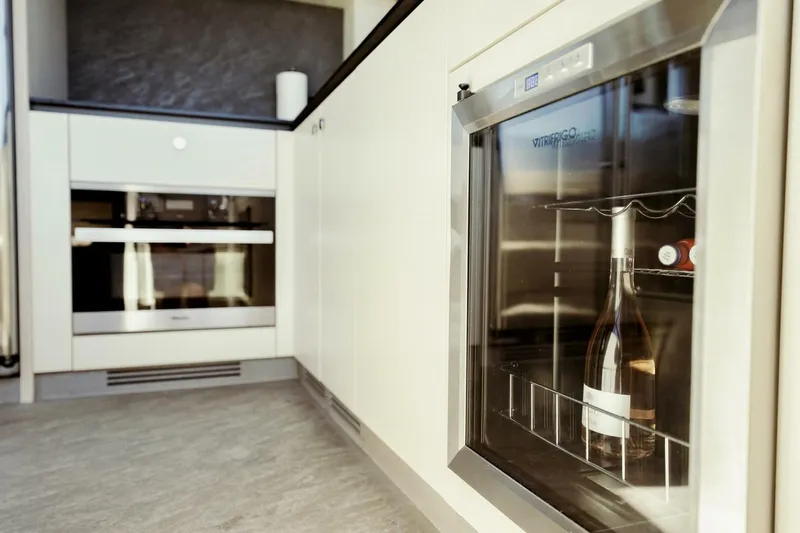 Slide: The Image of Azimut 78 Flybridge 2020 - 5847367