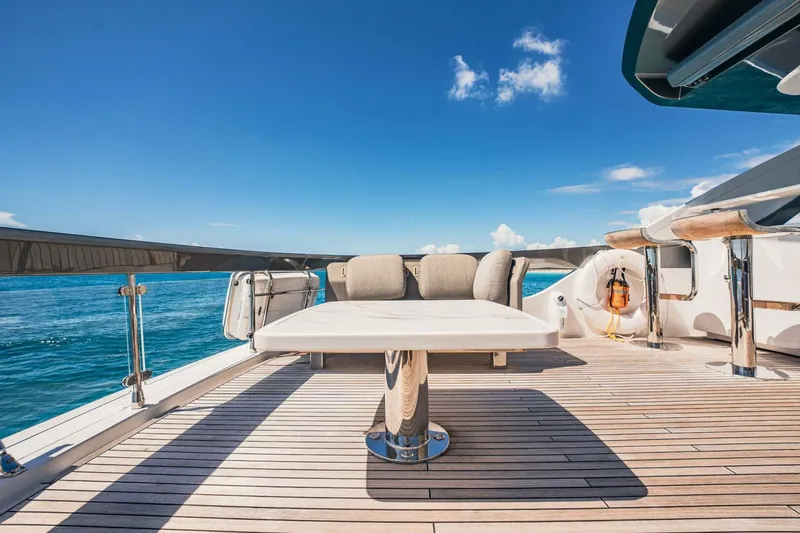 Slide: The Image of Azimut 78 Flybridge 2020 - 5847401