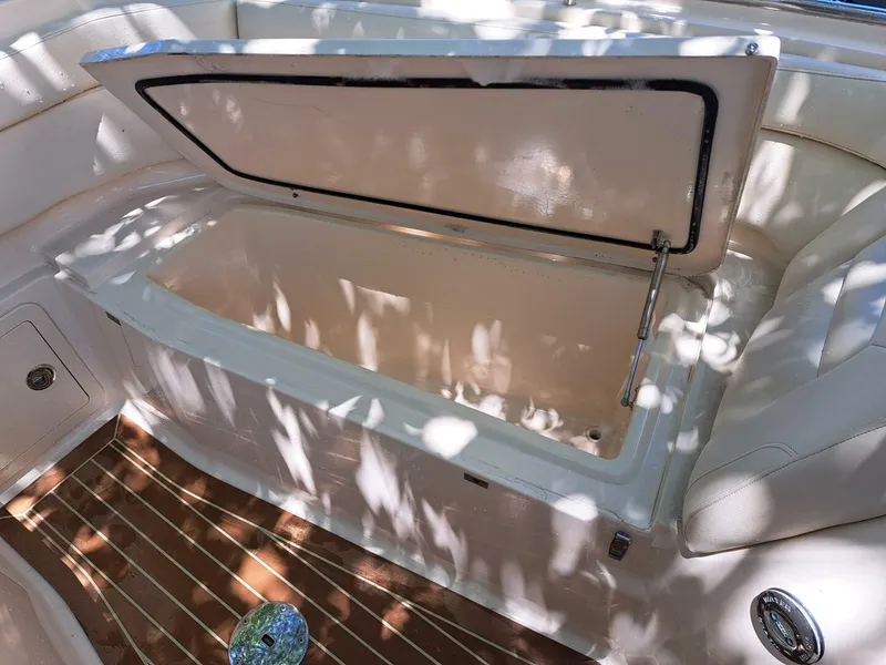 Slide: The Image of Grady-White Freedom 285 2018 - 4492648