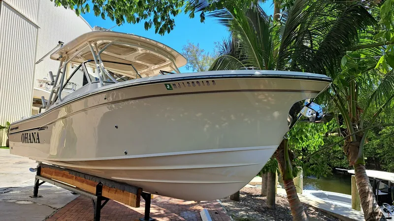 Slide: The Image of Grady-White Freedom 285 2018 - 4492627