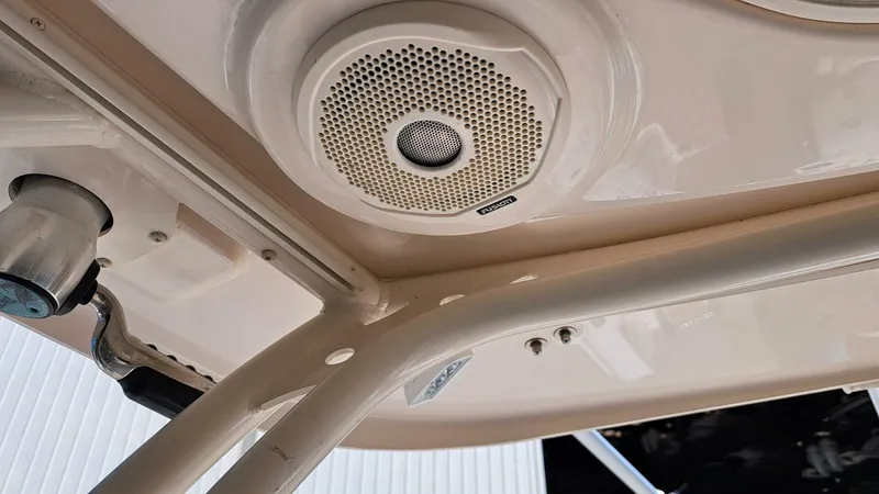 Slide: The Image of Grady-White Freedom 285 2018 - 4492717