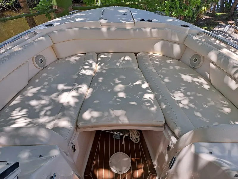 Slide: The Image of Grady-White Freedom 285 2018 - 4492645