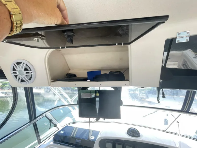 Slide: The Image of Grady-White 330 Express 2005 - 5615396