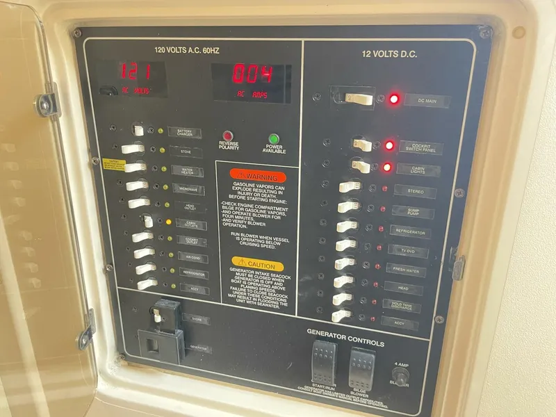 Slide: The Image of Grady-White 330 Express 2005 - 5615398