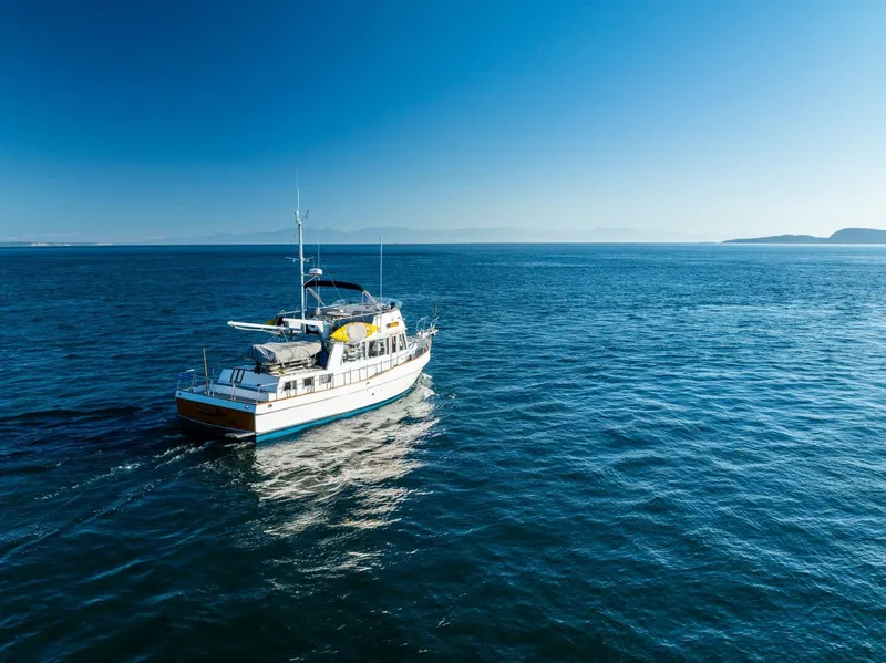 Slide: The Image of Grand Banks Aft Cabin 42 Classic 1995 - 4492832