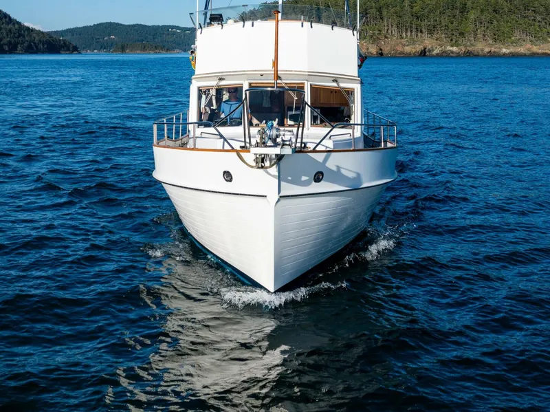 Slide: The Image of Grand Banks Aft Cabin 42 Classic 1995 - 4492833