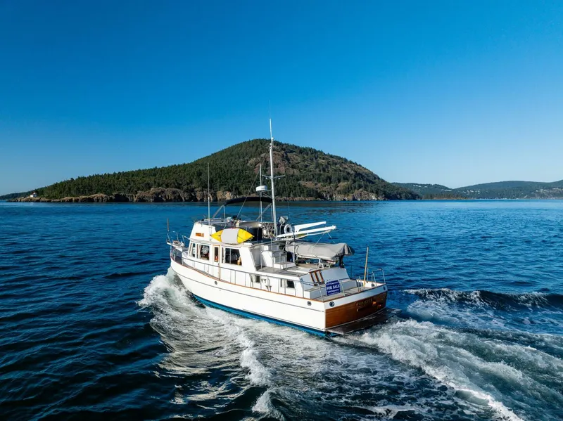 Slide: The Image of Grand Banks Aft Cabin 42 Classic 1995 - 4492837