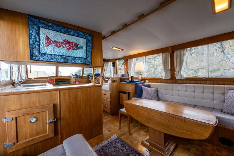 Slide: The Image of Grand Banks Aft Cabin 42 Classic 1995 - 4492898