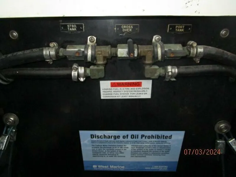 Slide: The Image of 33' wellcraft fuel manifold - 4494729