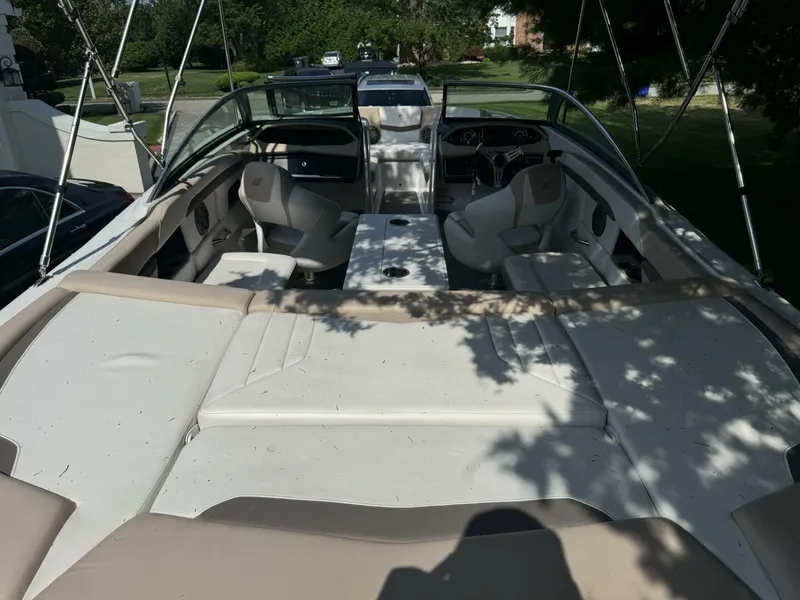 Slide: The Image of Four Winns H230 2019 - 4495032