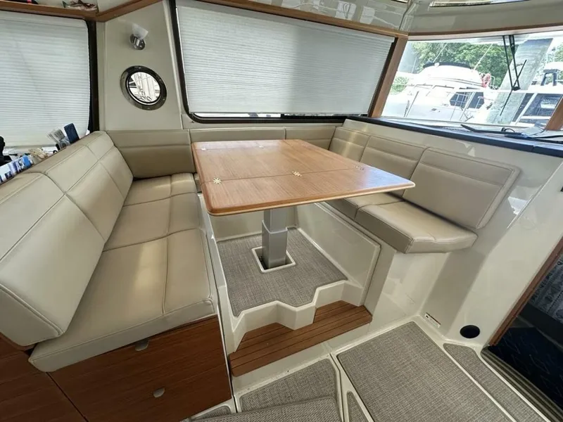 Slide: The Image of Ranger Tug R41CB 2020 - 4495300