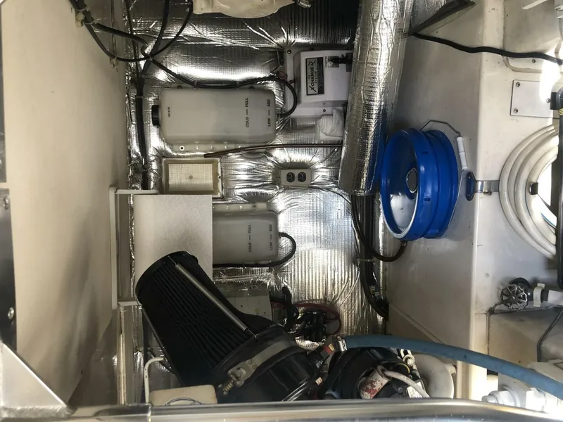 Slide: The Image of Ocean 40 Convertible 1998 - 4518341