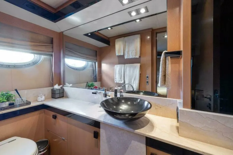 Slide: The Image of Palmer Johnson 124 Sports Cruiser 2008 - 4496440