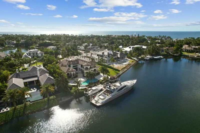 Slide: The Image of Palmer Johnson 124 Sports Cruiser 2008 - 4496450