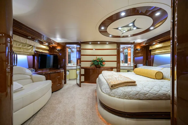 Slide: The Image of Marquis 65 Motor Yacht 2005 - 7651229