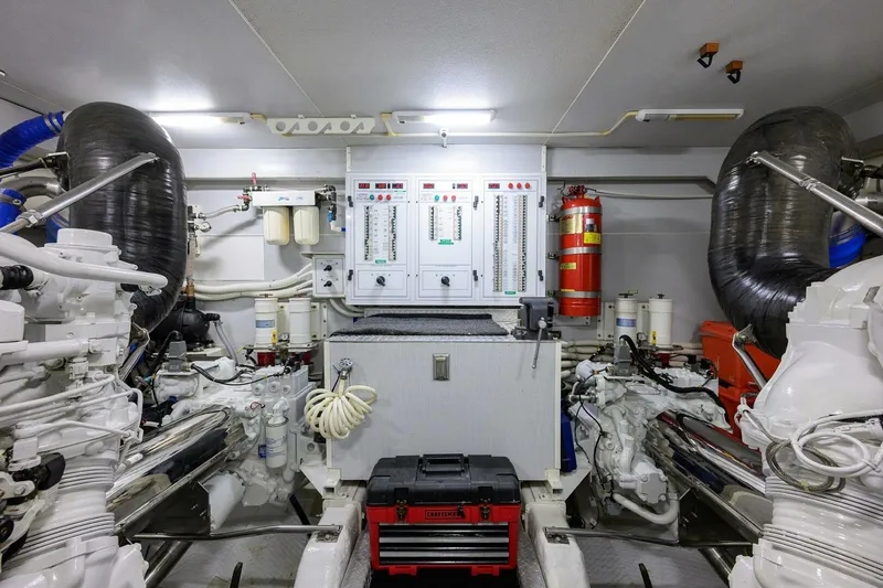 Slide: The Image of Marquis 65 Motor Yacht 2005 - 4546820