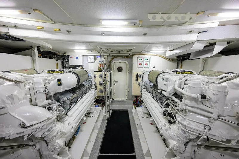 Slide: The Image of Marquis 65 Motor Yacht 2005 - 4546823