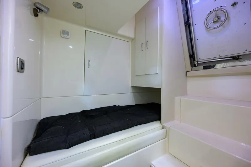 Slide: The Image of Marquis 65 Motor Yacht 2005 - 4546813