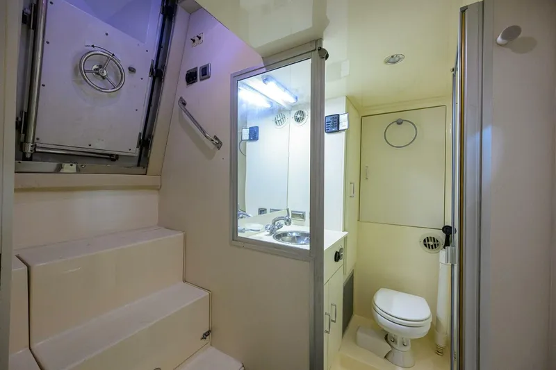 Slide: The Image of Marquis 65 Motor Yacht 2005 - 4546815