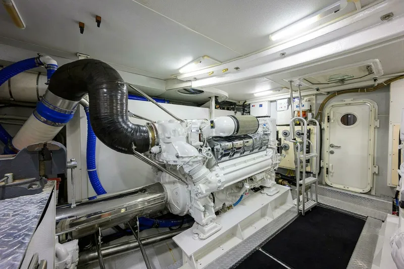 Slide: The Image of Marquis 65 Motor Yacht 2005 - 7651265