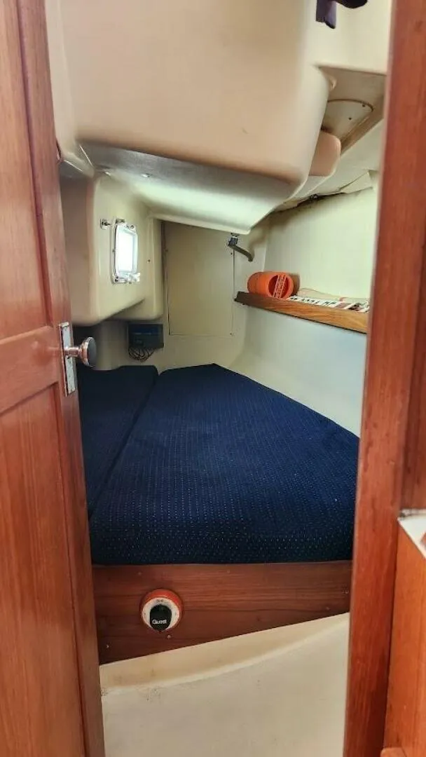 Slide: The Image of Pearson Auxiliary Sloop 1986 - 4510015