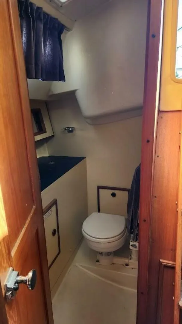 Slide: The Image of Pearson Auxiliary Sloop 1986 - 4510020