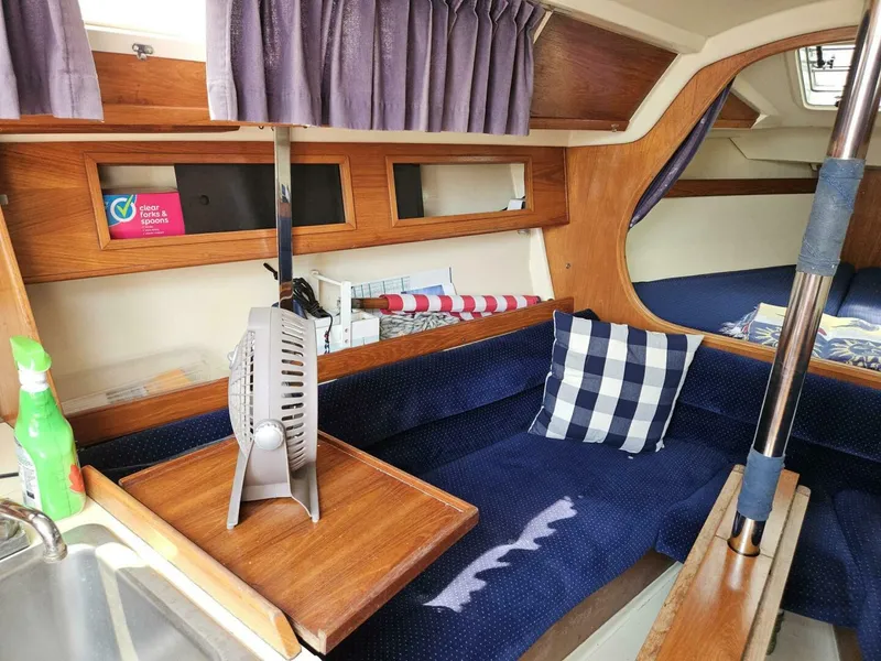 Slide: The Image of Pearson Auxiliary Sloop 1986 - 4510027