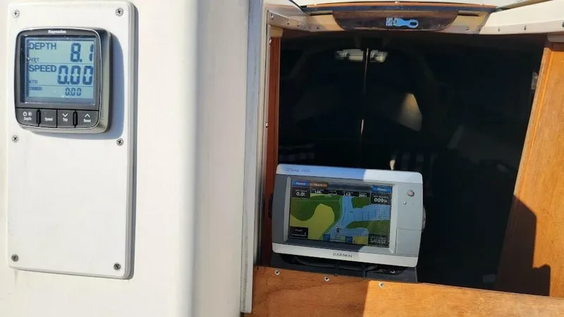 Slide: The Image of Pearson Auxiliary Sloop 1986 - 4510008