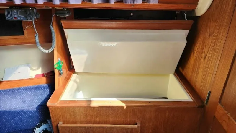 Slide: The Image of Pearson Auxiliary Sloop 1986 - 4510009