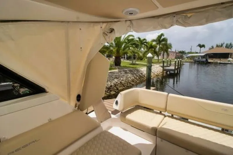 Slide: The Image of Regal 38 2020 - 4505550