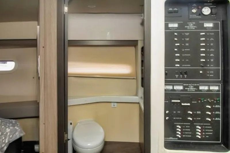 Slide: The Image of Regal 38 2020 - 4505548